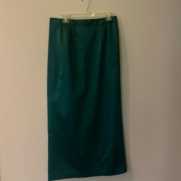 Green Long Pencil Skirt - Picture 1 of 1